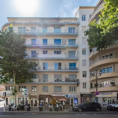 Apartment C5 - 2 Bdr Blvd Carnot - 10 Min Palais - Ac & Terrace Sea View