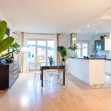 C5 - 2 Bdr Blvd Carnot - 10 Min Palais - Ac & Terrace Sea View * Cannes